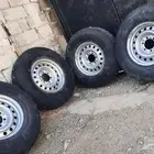 جنوط جيب 97 للبيع بكفراتها الحد 1500 السوم 1200