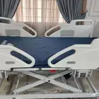 سرير طبي كهربائي