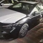 كامرى E ستاندرد هايبرد 2025 جميع الالوان  كاش واقساط
