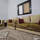كنب للبيع مع طاولات