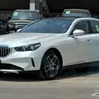 بي ام دبليو 520i خليجي 2025 اصفار مع ضمان الوكيل