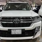 تويوتا لاندكروزر GXR 2021 تورنج فل كامل عداد 2.000 فقط
