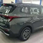 كيا كارينز ستاندر 2025 شاشه وكاميرا