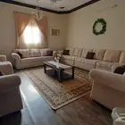 كنب للبيع مع الطاوله ب800ريال ..