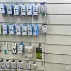 أغراض محل اتصالات للبيع