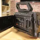 للبيع كاميرا سينمائيه من نوع بلاك ماجيك