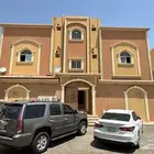 ملحق للبيع بحي العليا2 شقتين بسطح كل شقة 4 غرف