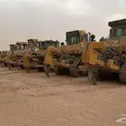 بلدوزرات D10 D9 D8 للايجار وتريلات وجميع المعدات الثقيله
