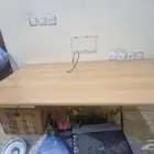طاولة خشبية للبيع