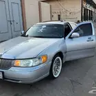 لينكولن تاون كار موديل 1999