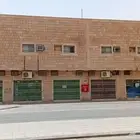 محل 6 فتحات للإيجار بموقع ممتاز جدا