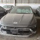 هيواندي سوناتا بريميوم 2026 رصاصي لامع واسود داخل بيج 2026