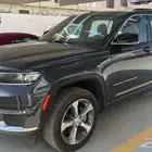 جيب قراندشيروكي لميتد بلس 3 صفوف 2023