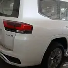 متوفر لاندكروزر جى اكس ار 4 بنزين موديل 2025