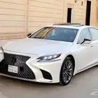 لكزس LS500 فل كامل 2020 نظيفة جدا