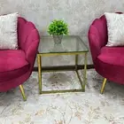 جلسة كرسيين وطاولة