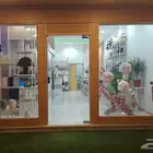 بضاعة و اثاث محل تنسيق ورود و هدايا للبيع