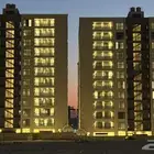 شقق للبيع الحي العاشر طريق المطار