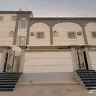 عمارة للبيع على شارعين تبوك حي الصفاء