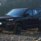 جيب جراند شيروكي لاريدو 2024 خليجي اصفار مع ضمان الوكيل