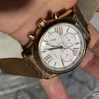 ساعة جديده