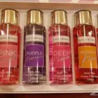 طقم هدية عطور ومعقمات ماركة لوليتا بونيتا Lolita bonita