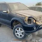 مرسدس جيب 320 2004