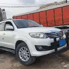 سياره فورشنر 2014 سته سلندر موجوده في اليمن