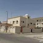 للبيع فيلا زاوية دورين مساحة 600م2 وسط محافظة النعيرية