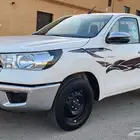 للبيع تويوتا هايلكس بنزين مكينة كبيره GLX مديل 2022