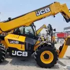 جي سي بي تيلسكوب تيلهندر 17 متر للإيجار