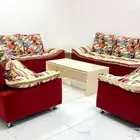 طقم كنب مودرن ل 7 أشخاص مع طاولاته للبيع