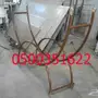 حامل حطب من موقع الحدث