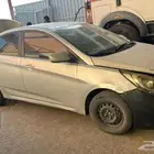 للبيع اكسنت 2012
