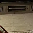 طاولة تلفزيون