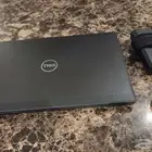 لاب توب ديل كشخة عليه كربون فايبر