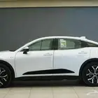 تتوفر فئات تويوتا كراون اصفار لمبيعات النقد والبنوك باقل ربح