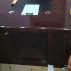 مكتب و أثنين كراسي