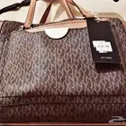 شنطة ماركة JONES
