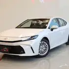 تويوتا كامري. LE هايبرد 2025