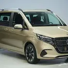 مرسيدس V 300 موديل 2025 أصفار خليجي ذهبي أسود
