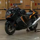 شريك في دراجات نارية