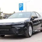 تويوتا كامري LE بنزين لون اسود 2025 تسليم فوري كاش واقساط