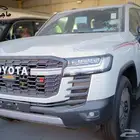 تويوتا لاندكروزر GR-S فل هايبرد 2025 ب 377.200 شامل الضريبة