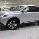 ميتسوبيشي اوتلاندر 2020 فضي بطاقة جمركية