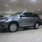 ميتسوبيشي اوتلاندر 2020 رصاصي بطاقة جمركية