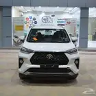 تويوتا فيلوز GLX فل موديل 2025 ابيض و رصاصي ورمادى