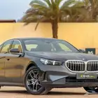 BMW 520i LAXURY 2025 رمادي غامق سعودي