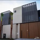 مظلات وسواتر