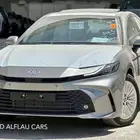 تويوتا كامري Le بنزين 2025 بالنقد والتقسيط